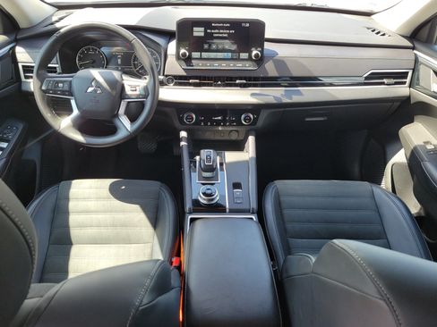 Used 2024 Mitsubishi Outlander SE FWD image 14