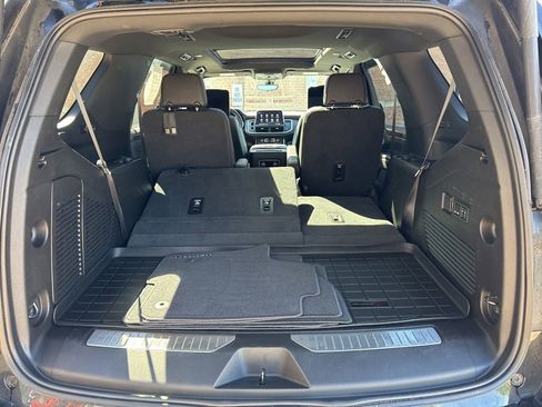 Used 2021 Chevrolet Tahoe High Country AWD/4WD image 12