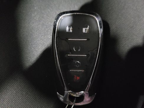 Used 2019 Chevrolet Camaro LT image 32