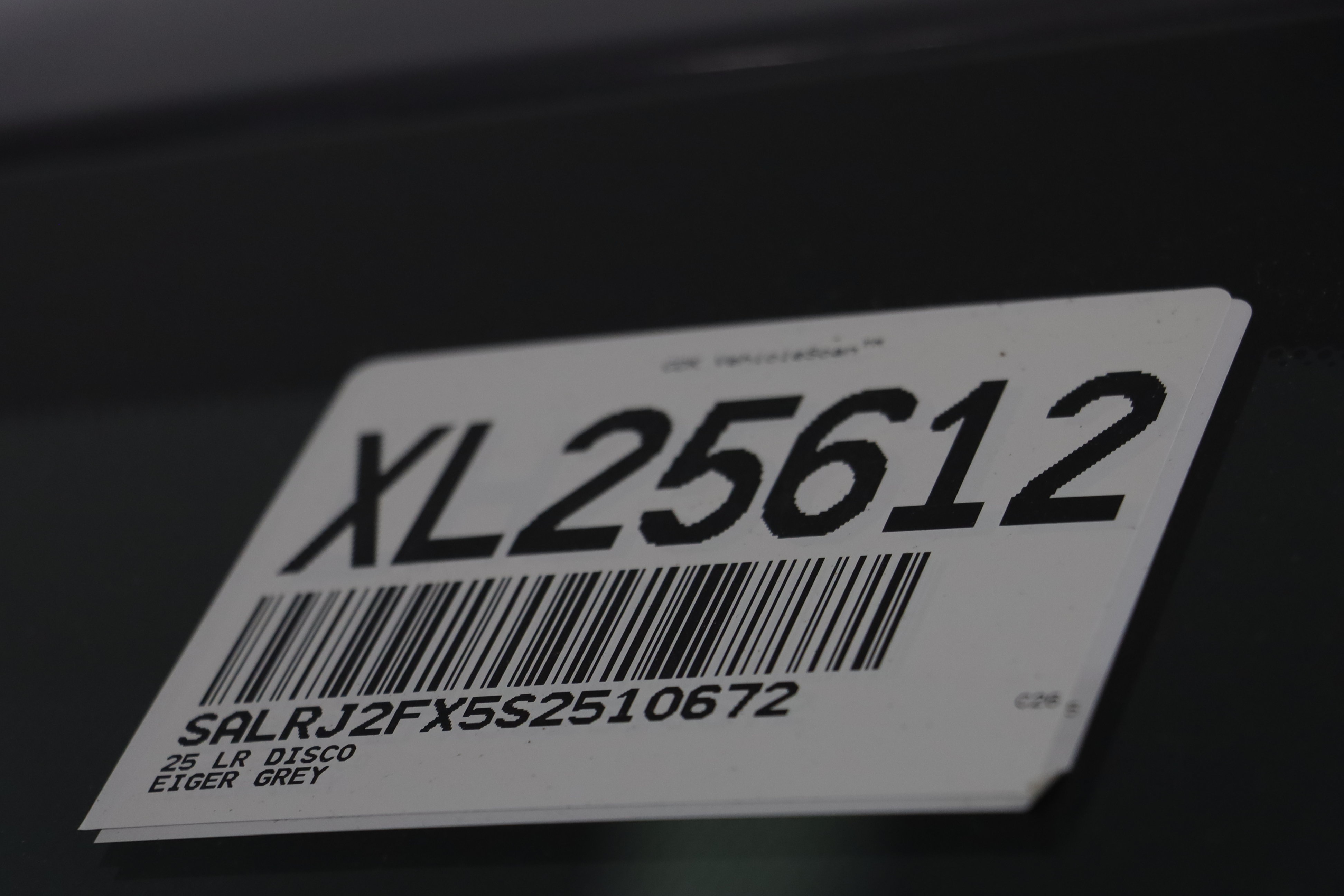 Used 2025 Land Rover Discovery S AWD/4WD image 25