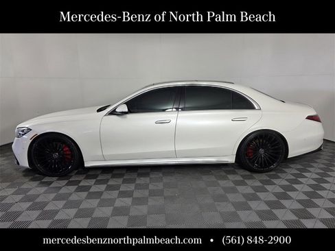 Used 2021 Mercedes-Benz S 580 4MATIC Sedan image 3