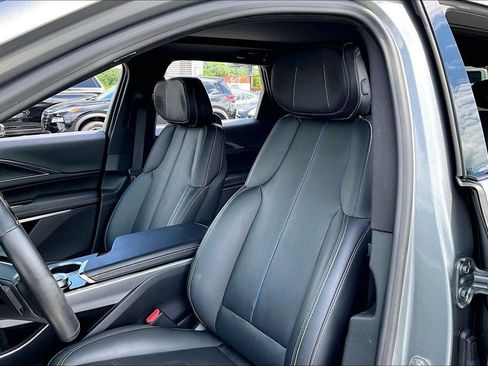 Used 2024 Cadillac Lyriq Luxury w/ LPO, Floor Liner Package AWD/4WD image 23