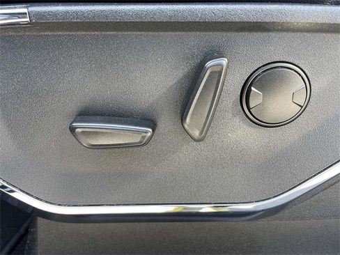 Used 2022 Ford F150 Lariat image 15