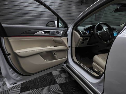 Used 2020 Lincoln MKZ Reserve w/ Elements Package FWD image 32