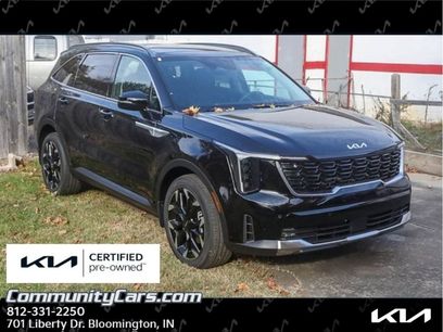 Certified 2025 Kia Sorento EX w/ Panoramic Sunroof Package
