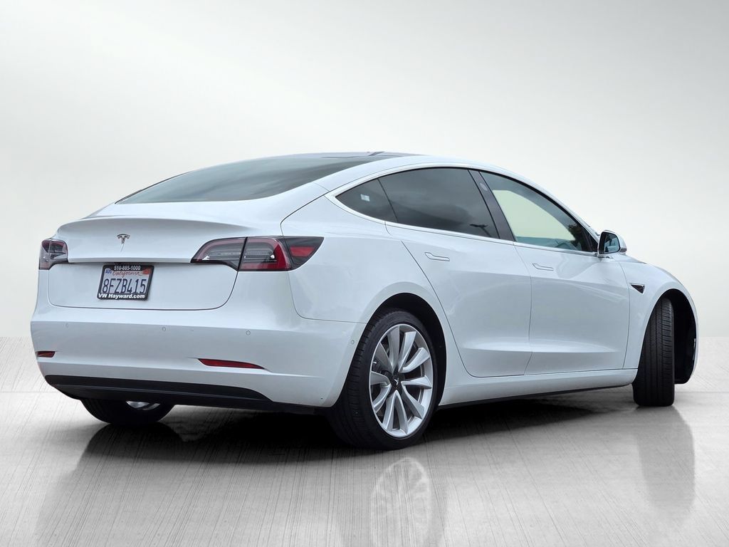 Used 2018 Tesla Model 3 Long Range RWD image 5