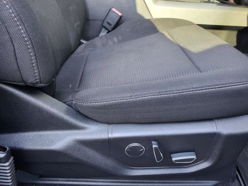 Used 2017 Ford F150 XLT w/ Equipment Group 302A Luxury image 21