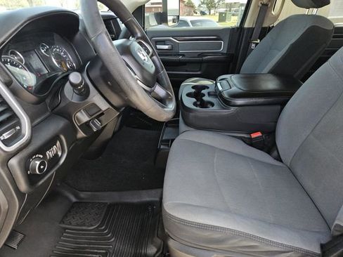 Used 2019 RAM 3500 Big Horn image 27