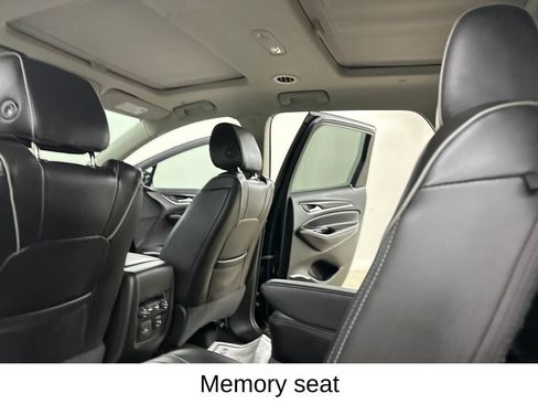 Used 2019 Buick Enclave Avenir w/ Avenir Technology Package AWD/4WD image 33