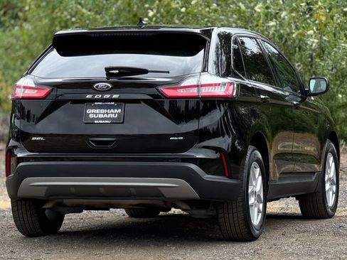 Used 2024 Ford Edge SEL AWD/4WD image 7