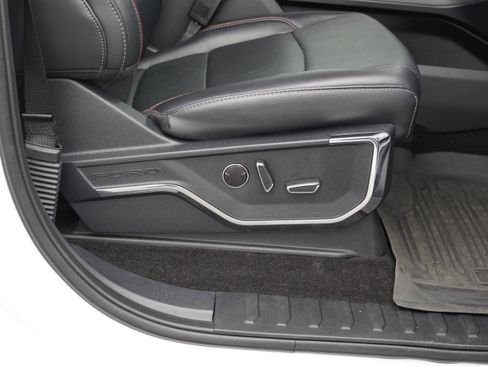 Used 2021 Ford F150 Lariat w/ Equipment Group 501A Mid image 34