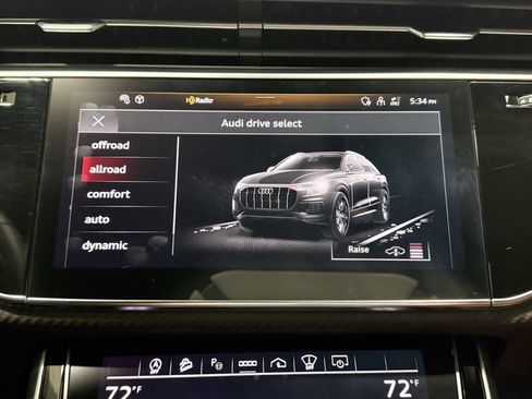 Used 2024 Audi SQ8 Prestige w/ Prestige Package image 30