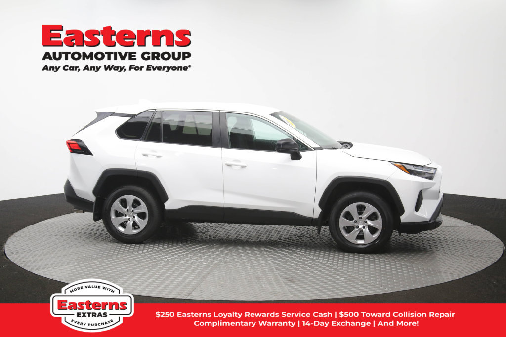 Used 2023 Toyota RAV4 LE AWD/4WD image 46