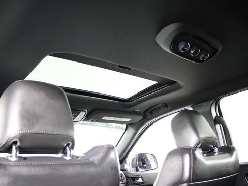 Used 2023 Dodge Durango R/T image 24