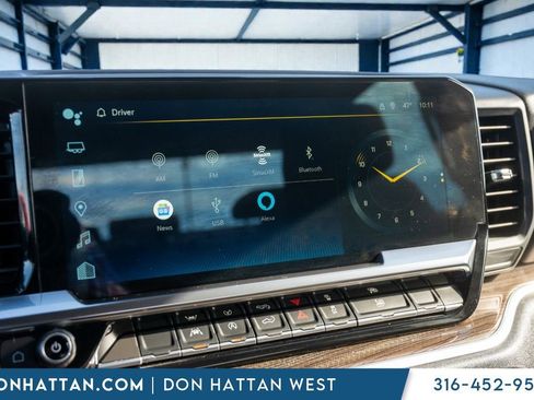 Used 2024 Chevrolet Silverado 1500 LT image 9