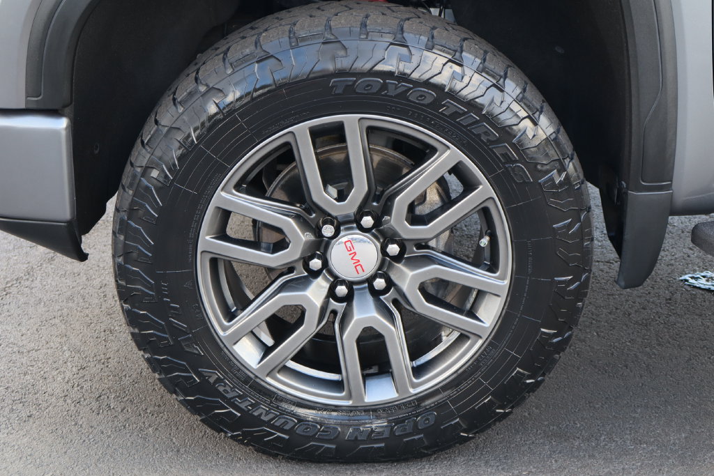 Certified 2021 GMC Sierra 1500 AT4 w/ AT4 Premium Package AWD/4WD image 36