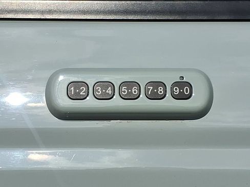 Used 2023 Ford Bronco Outer Banks AWD/4WD image 10