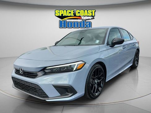 Used 2023 Honda Civic Sport image 10