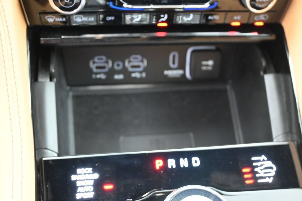 Used 2023 Jeep Grand Cherokee Summit AWD/4WD image 27