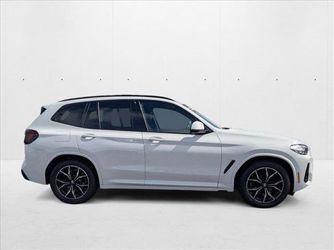 Used 2024 BMW X3 xDrive30i w/ M Sport Package image 4
