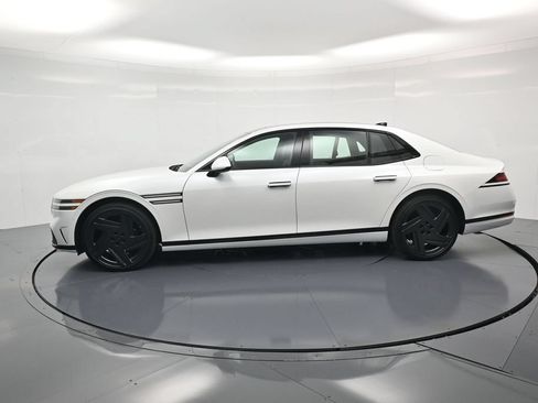 Used 2026 Genesis G90 3.5T Prestige AWD/4WD image 2