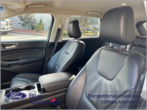 Used 2020 Ford Edge Titanium image 11