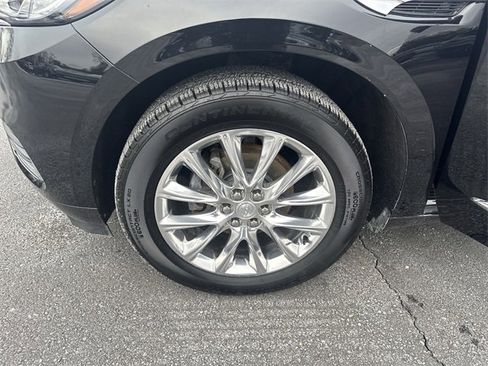 Used 2020 Buick Enclave Essence w/ Sound and Sites Package image 31