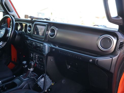 Used 2018 Jeep Wrangler Unlimited Rubicon image 17