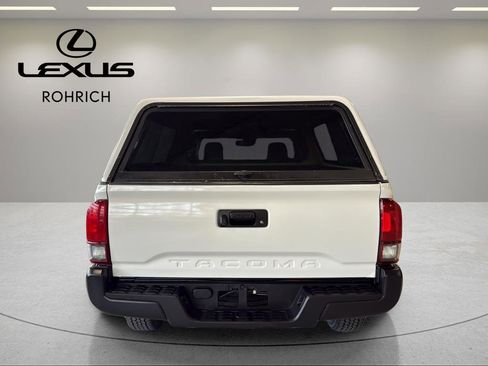 Used 2020 Toyota Tacoma SR image 7