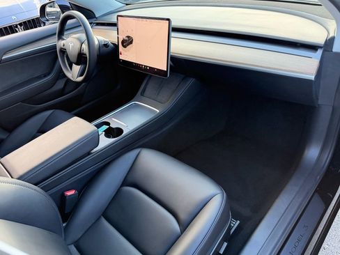 Used 2023 Tesla Model 3 Standard Range RWD image 15