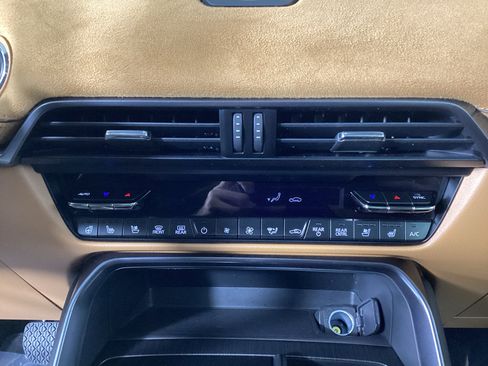 Used 2025 MAZDA CX-90 3.3 Turbo S w/ Premium Plus image 31