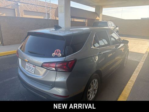 Used 2024 Chevrolet Equinox LT FWD image 4