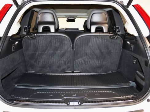 Used 2023 Volvo XC90 B6 Ultimate image 68