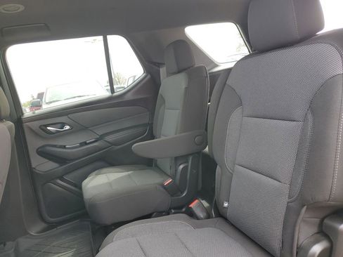 Certified 2023 Chevrolet Traverse LT w/ LPO, Floor Liner Package AWD/4WD image 31