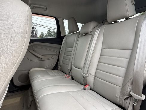 Used 2014 Ford Escape SE FWD image 19