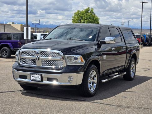 Used 2017 RAM 1500 Laramie w/ Convenience Group AWD/4WD image 5