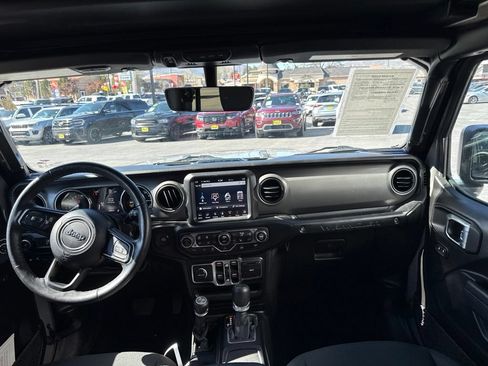 Used 2023 Jeep Wrangler Unlimited w/ Sun & Screen Package AWD/4WD image 23