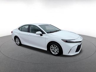 Used 2025 Toyota Camry LE video 2