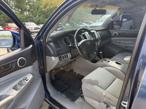 Used 2007 Toyota Tacoma PreRunner RWD image 11