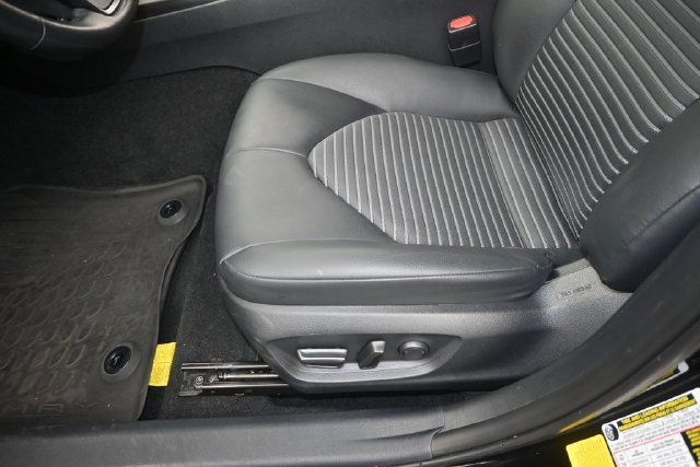 Used 2024 Toyota Camry SE FWD image 14