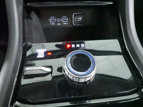 Used 2022 Jeep Grand Cherokee L Limited AWD/4WD image 14