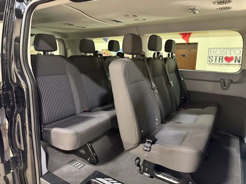 Used 2017 Ford Transit 150 XL image 32