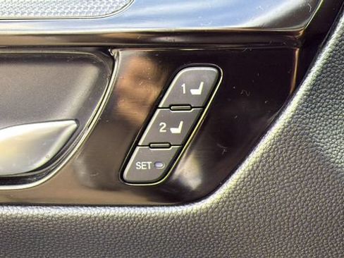 Used 2024 Honda CR-V EX-L image 23