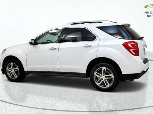 Used 2017 Chevrolet Equinox Premier w/ Enhanced Convenience Package FWD image 5