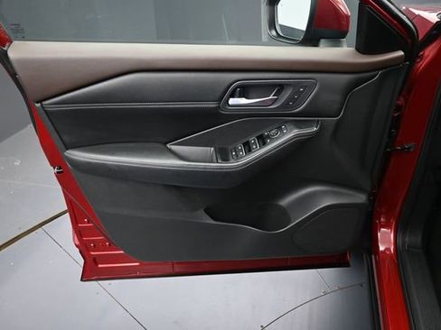 Used 2023 Nissan Rogue SL w/ SL Premium Package AWD/4WD image 17