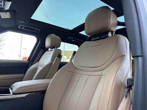 New 2026 Land Rover Range Rover Sport SE AWD/4WD image 23