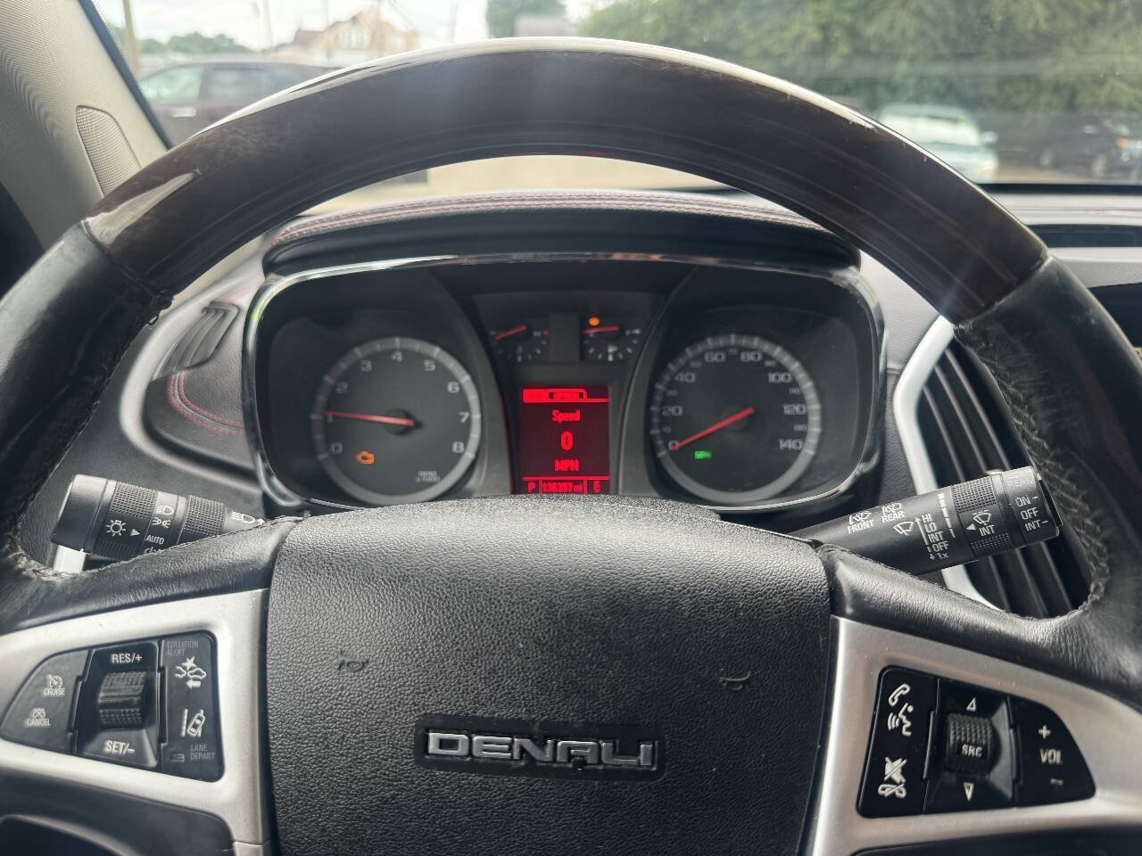 Used 2015 GMC Terrain Denali w/ Cargo Package FWD image 27