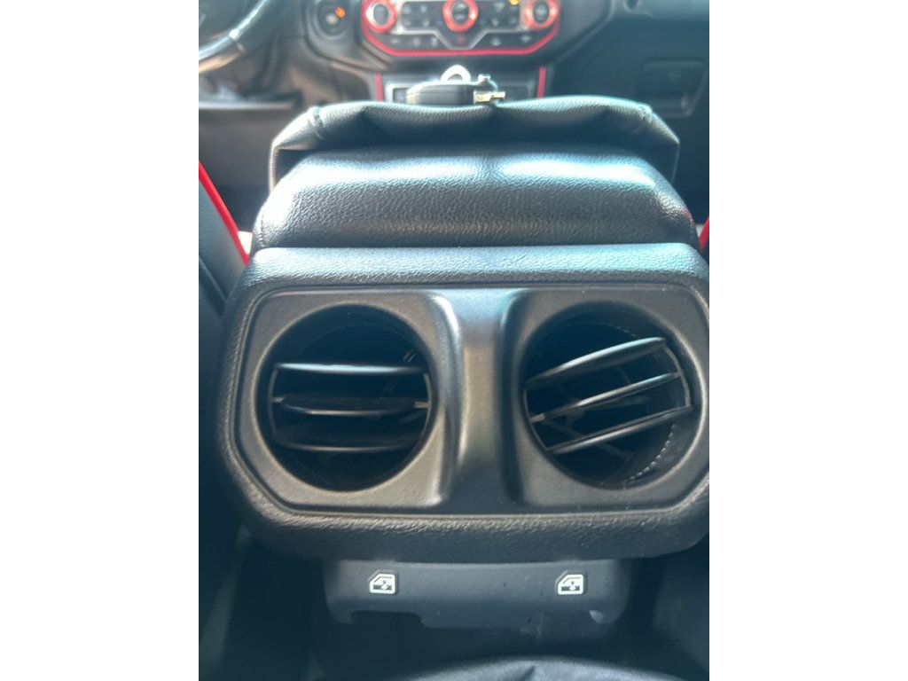 Used 2021 Jeep Gladiator Sport AWD/4WD image 10