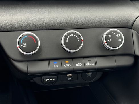 New 2026 Hyundai Elantra SE FWD image 23