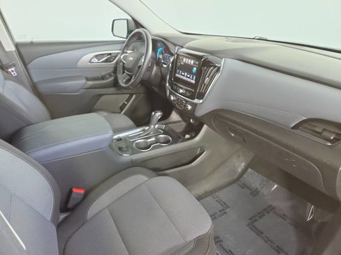 Used 2018 Chevrolet Traverse LT FWD image 31